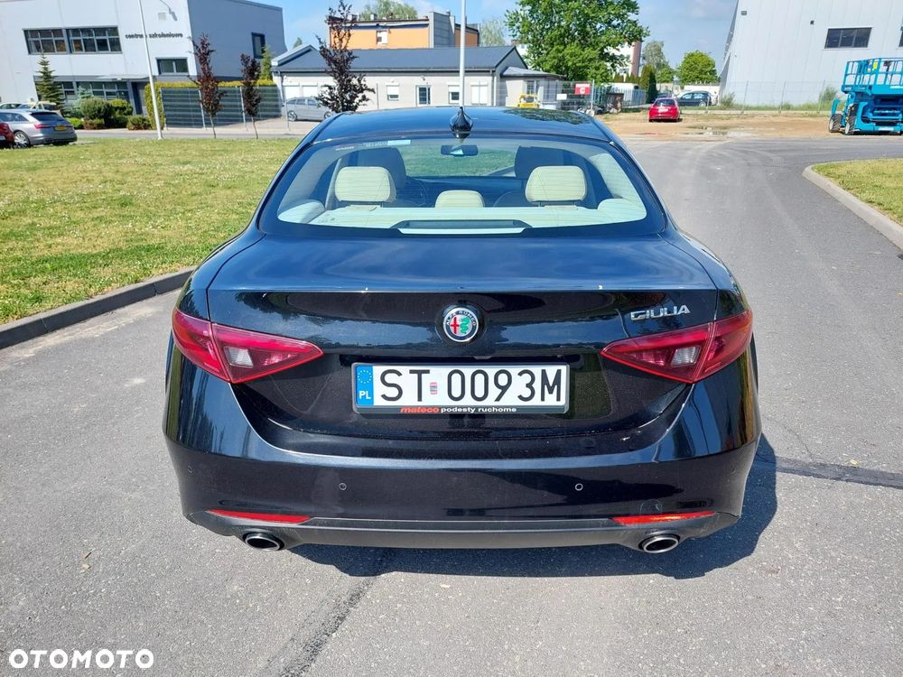 Alfa Romeo Giulia 2.2 D Turbo Super - 2