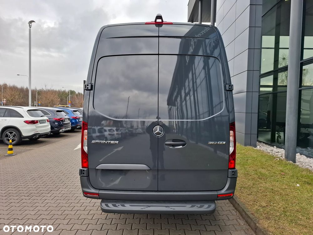 Mercedes-Benz Sprinter 319 CDI Furgon PRO długi 4325 mm L3H2 - 7
