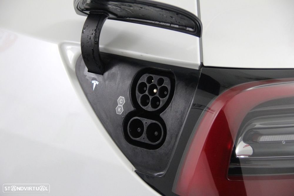 Tesla Model Y Tração Traseira - 16