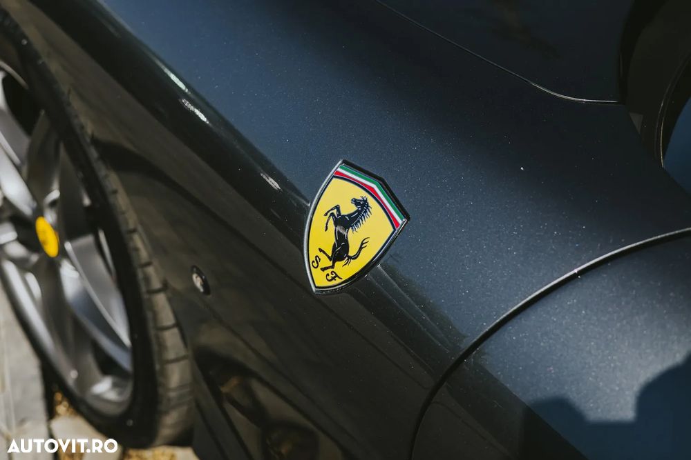 Ferrari Roma - 18