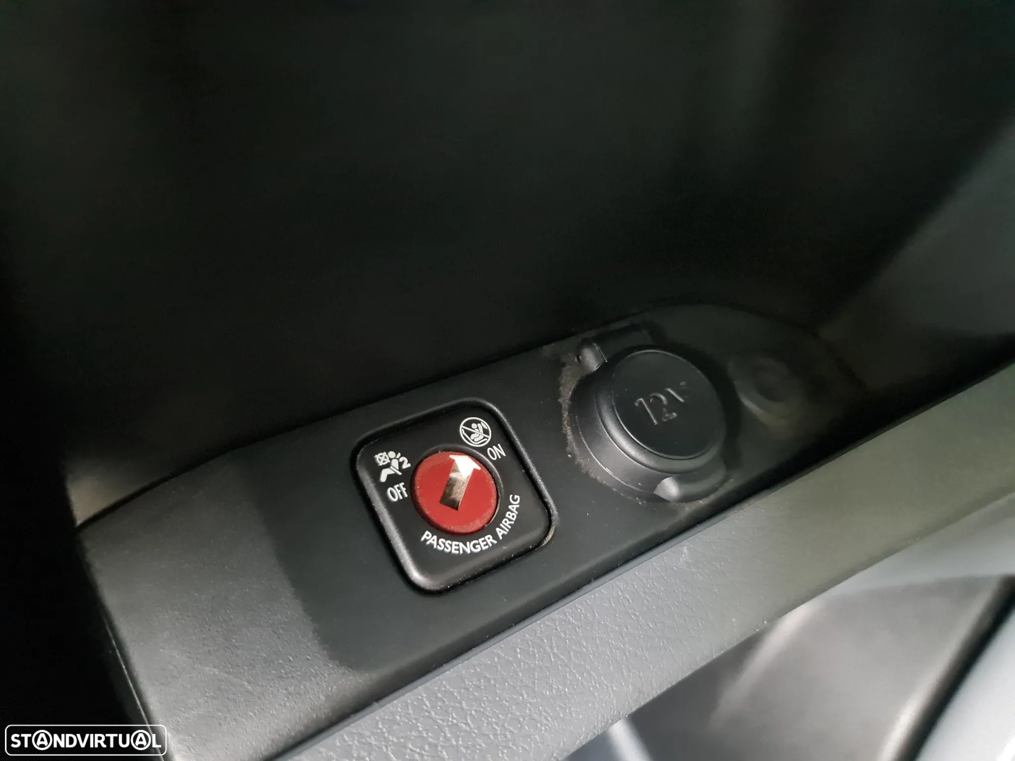 Peugeot EXPERT 2.0 HDI AUTOMÁTICA * IVA DEDUTÍVEL * - 32
