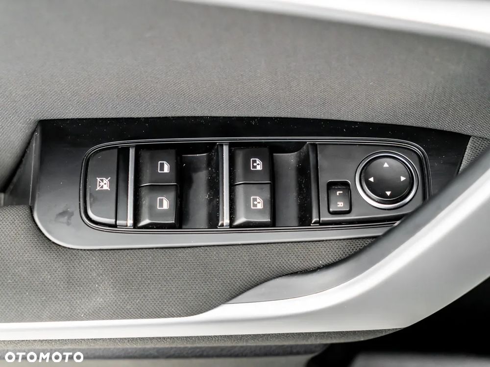 Kia Ceed 1.5 T-GDI M - 16