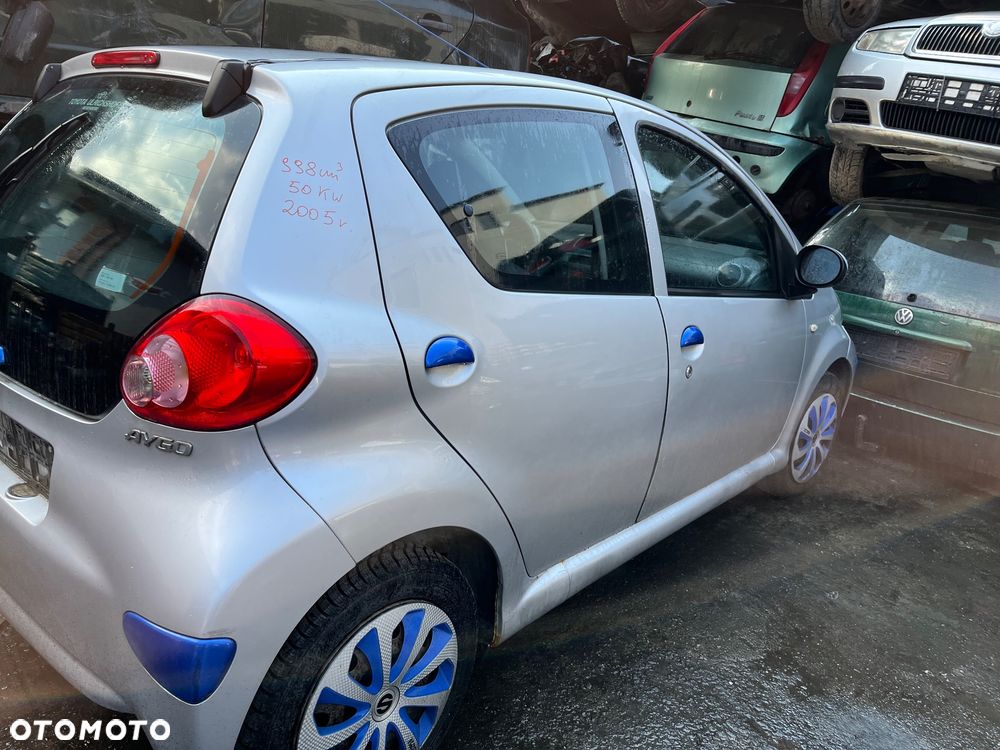 Drzwi przód prawe lewe, tył prawe Citroen C1 Aygo Peugeot 107 5D - 2