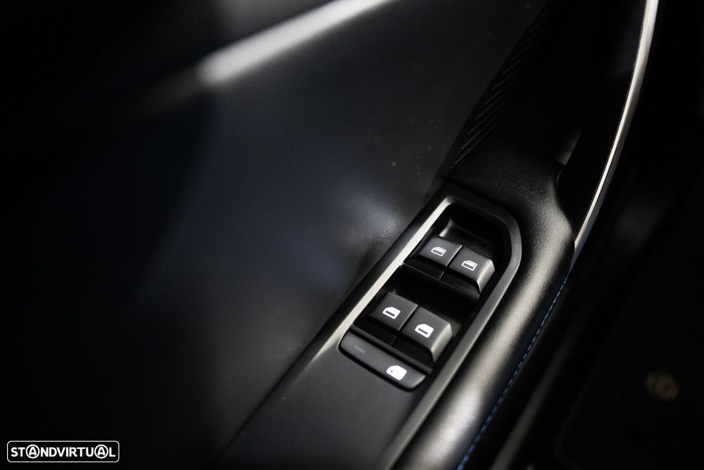 MG MG4 51 kWh Standard - 12