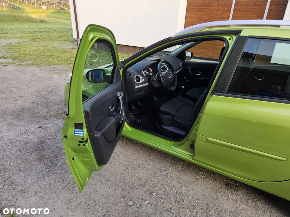 Renault Clio 1.2 16V 75 Grandtour Expression - 7