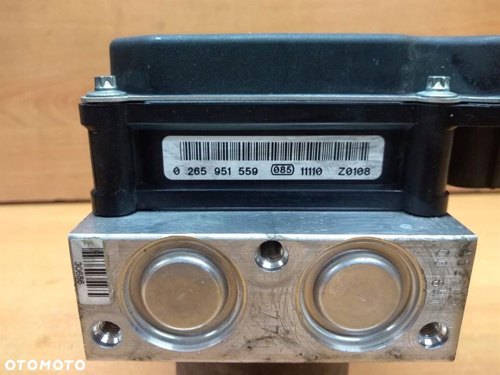 POMPA ABS PORSCHE PANAMERA 970 97035575514 - 3