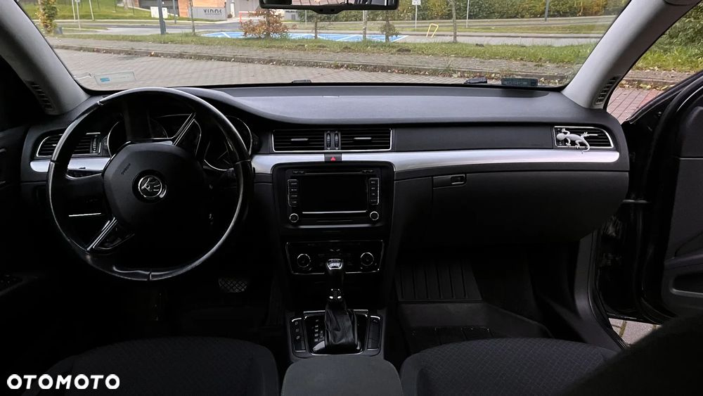 Skoda Superb 2.0 TDI 4x4 Elegance DSG - 9
