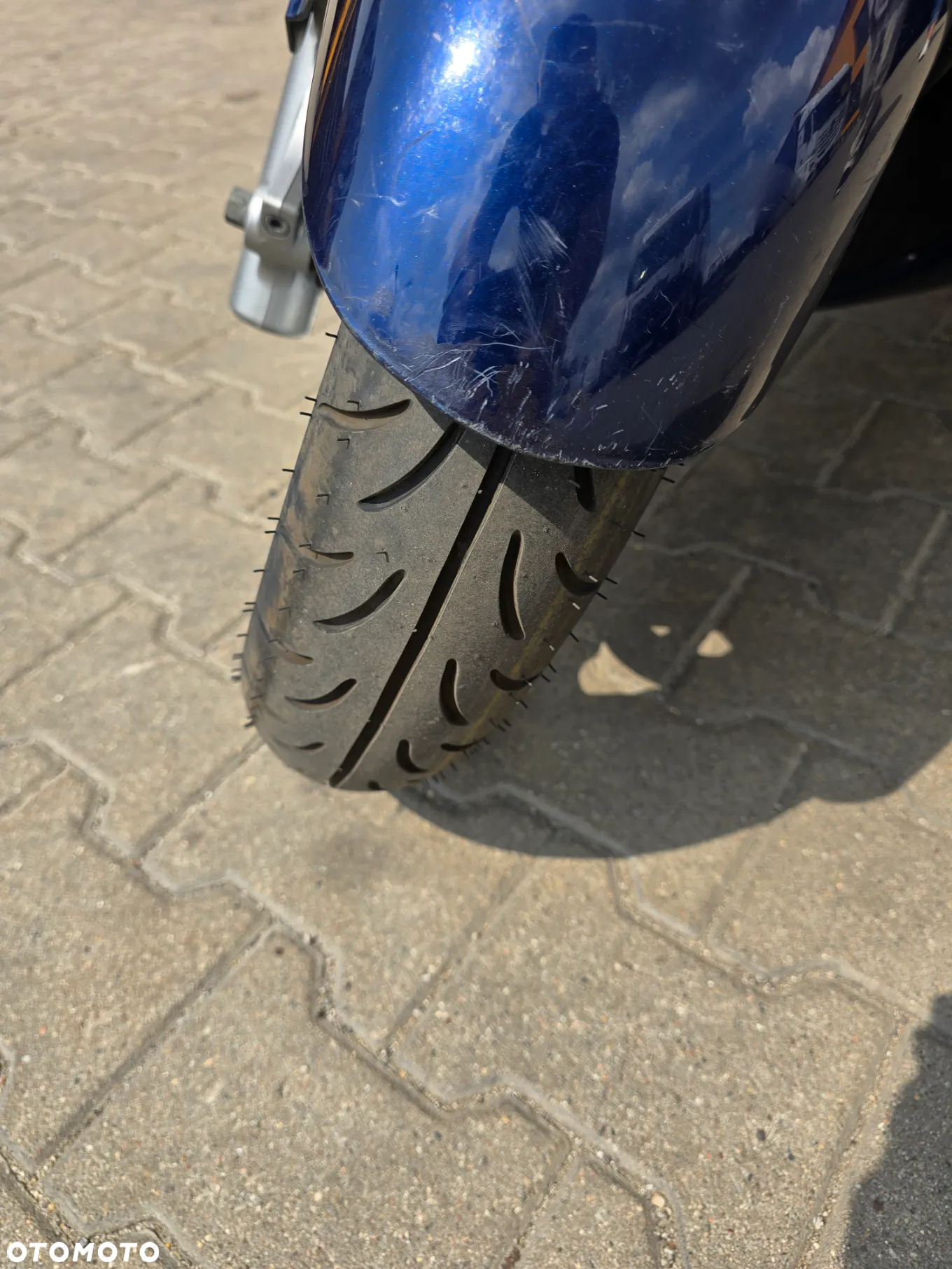 Suzuki Burgman - 12