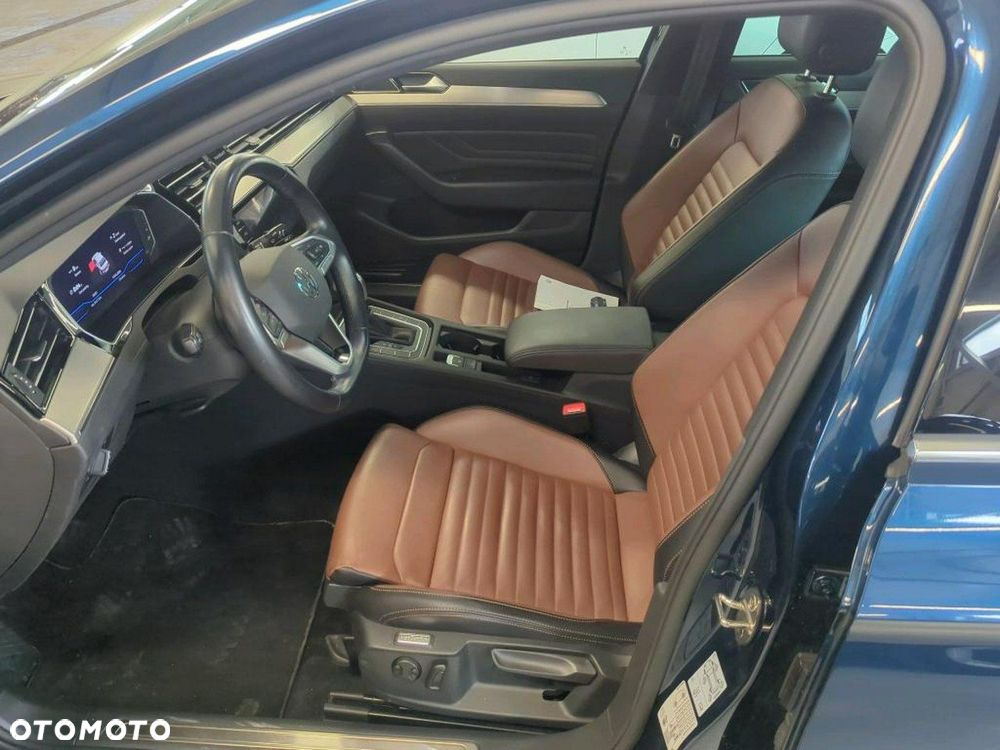 Volkswagen Passat - 6