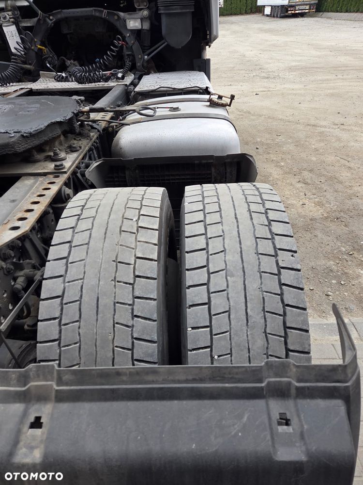 Mercedes-Benz Actros - 5