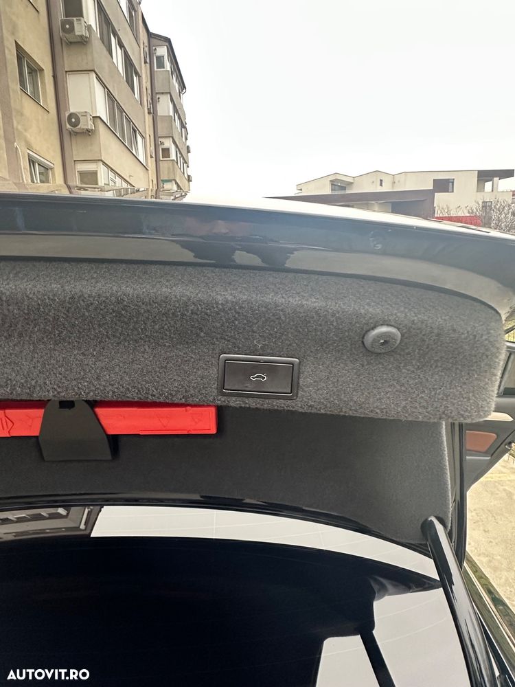 Volkswagen Passat 2.0 TDI DSG Highline - 14