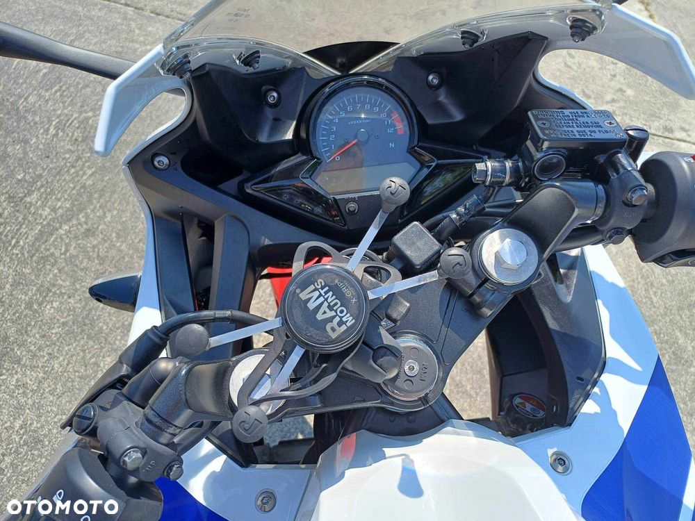 Honda CBR - 8