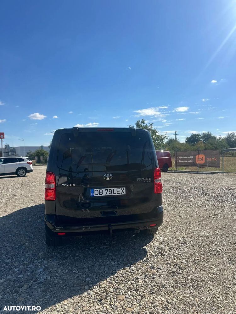 Toyota Proace 2,0-l-D-4D L1 (8-Si.) Autm. Verso Team Deutschland - 3