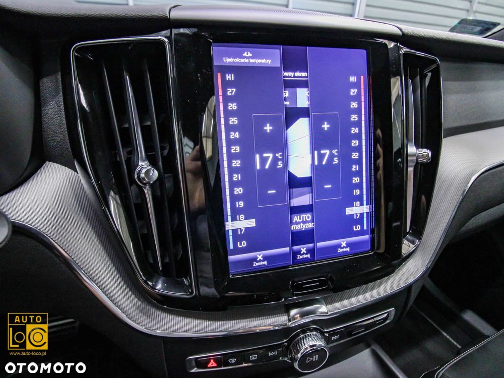 Volvo XC 60 D4 AWD R-Design - 21