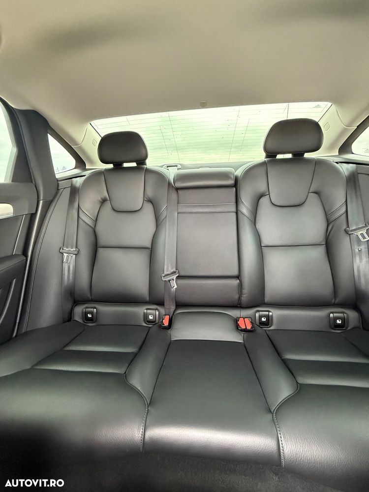 Volvo S90 - 21