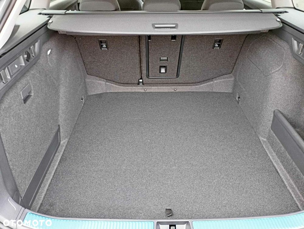 Skoda Superb 2.0 TDI SCR 4x4 Edition 130 DSG - 17