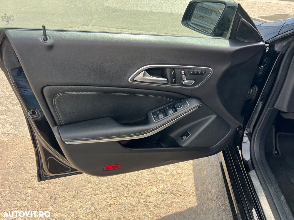 Mercedes-Benz CLA 250 7G-DCT Urban - 6