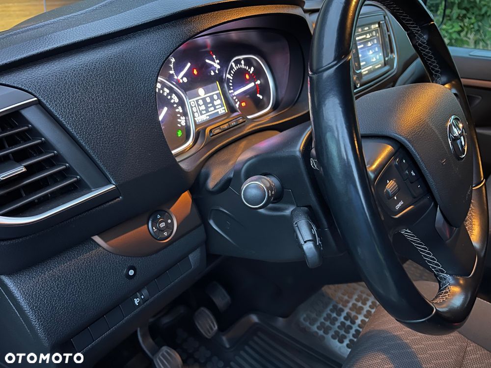 Toyota ProAce - 17