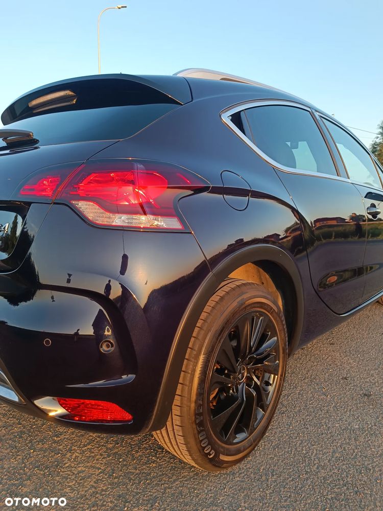 DS Automobiles DS 4 Crossback - 10