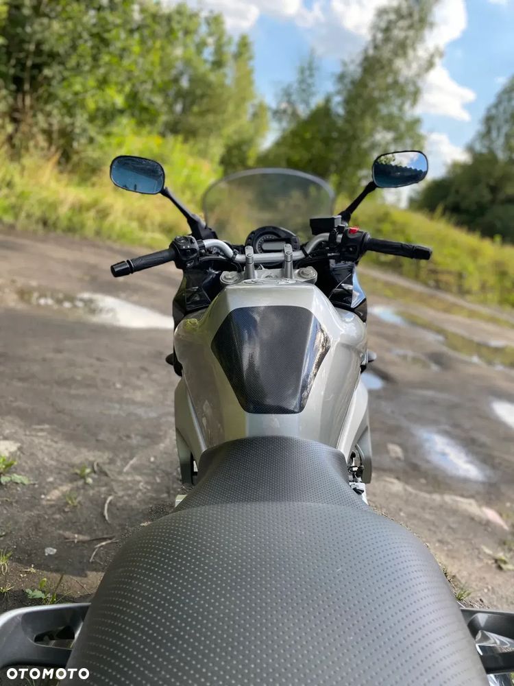 Yamaha FZ6 - 10
