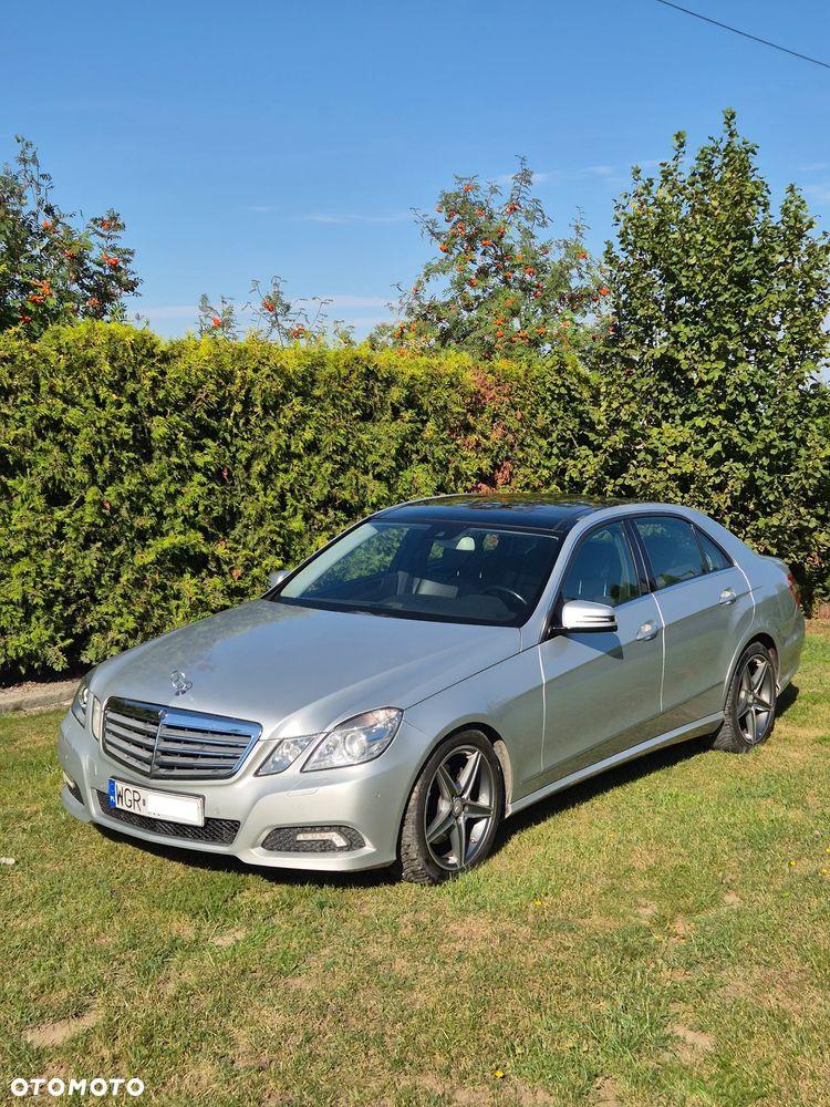 Mercedes-Benz Klasa E 250 CDI 4-Matic BlueEff Avantgarde - 1