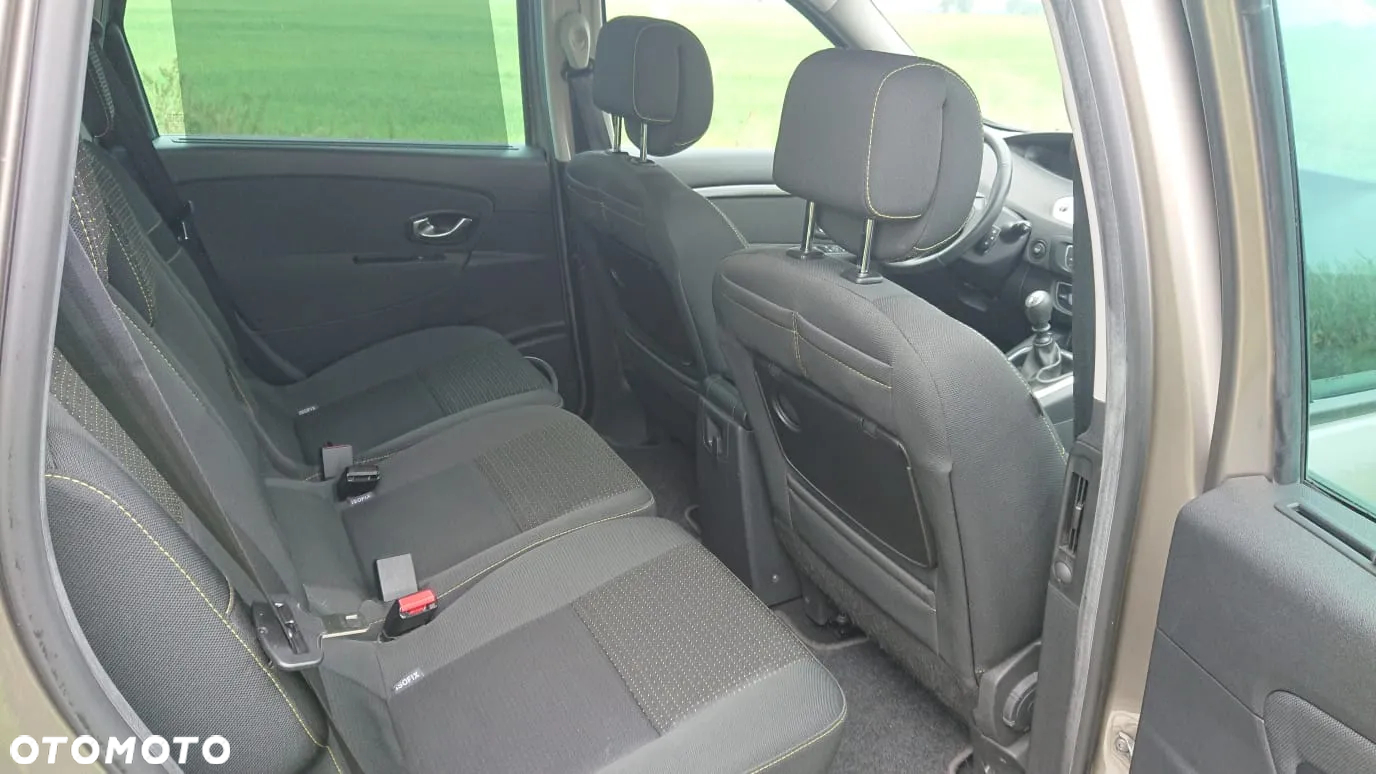 Renault Scenic TCe 130 Dynamique - 12
