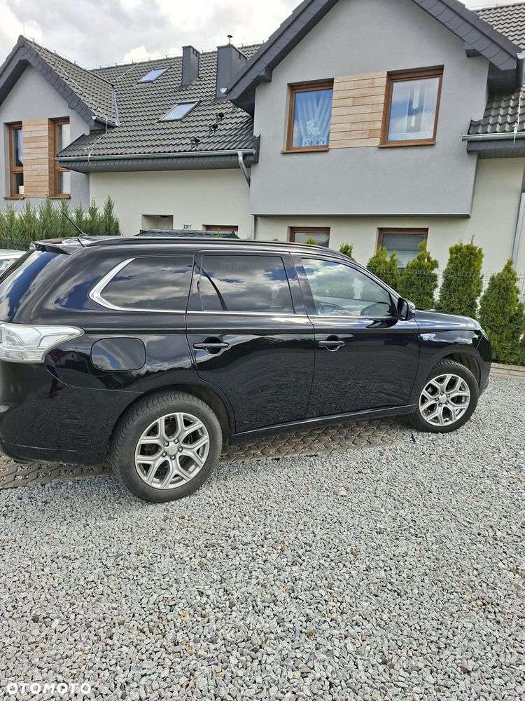 Mitsubishi Outlander 2.0 4WD - 2