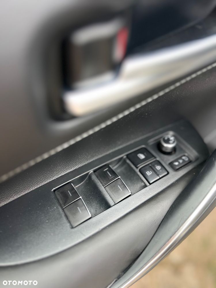 Suzuki Swace 1.8 Hybrid CVT Comfort+ - 31