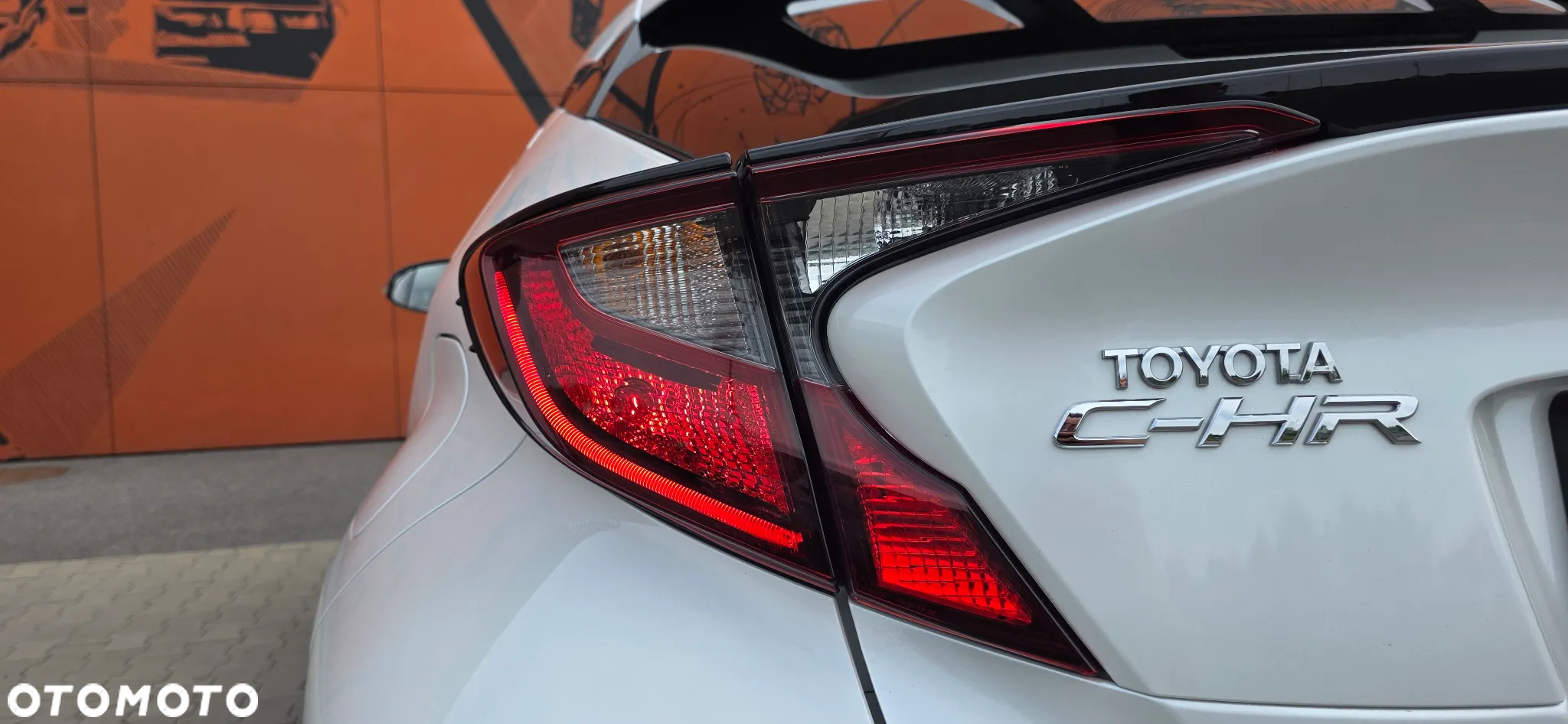 Toyota C-HR - 14