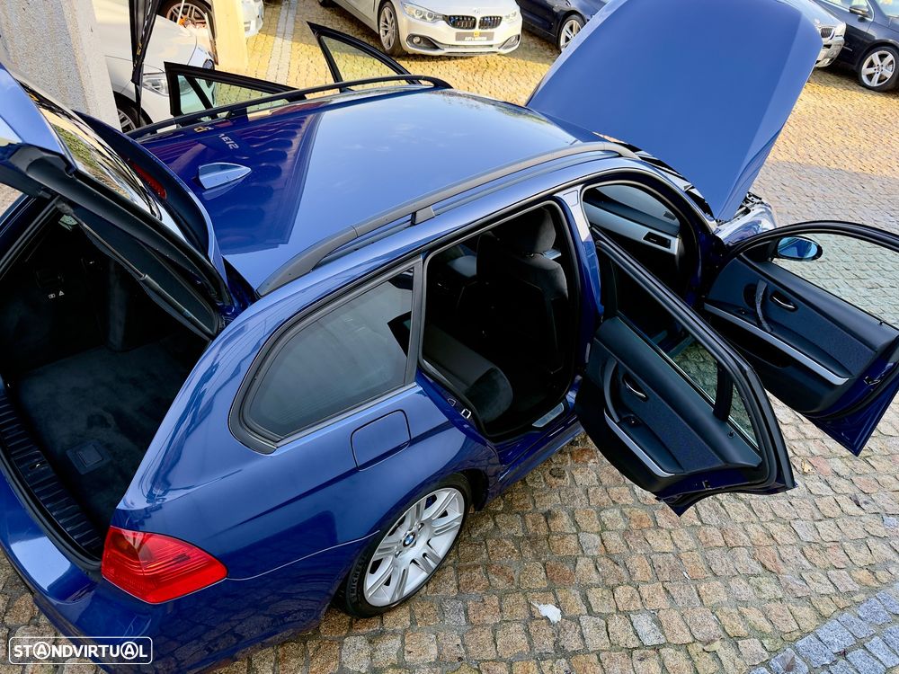 BMW 320 d Navigation Sport - 35