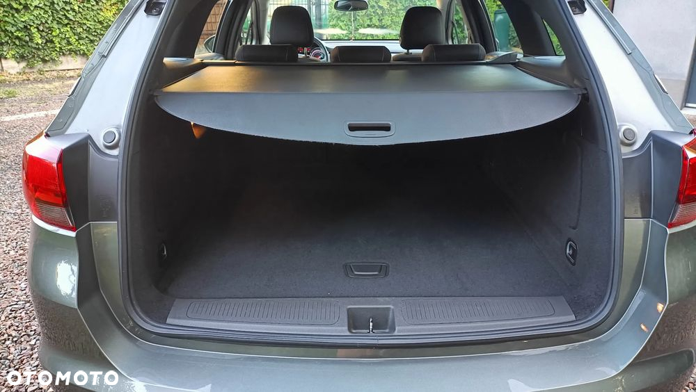 Opel Astra V 1.4 T Enjoy - 12