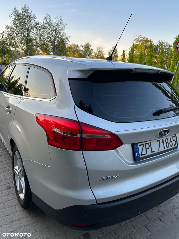 Ford Focus ver-2-0-tdci-titanium-ass - 11