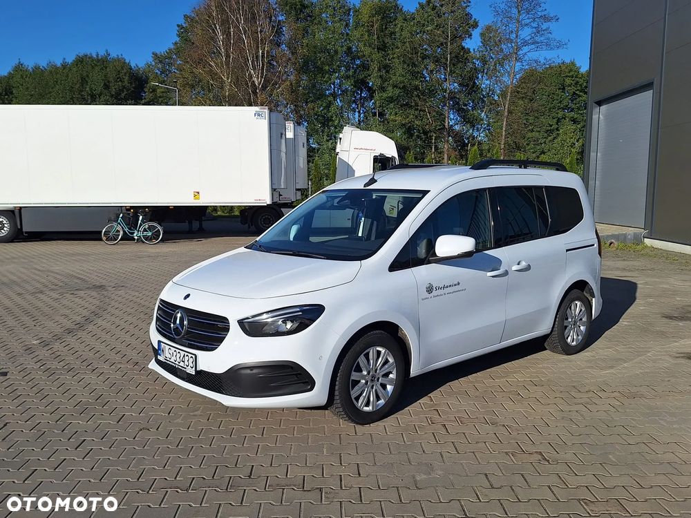 Mercedes-Benz Klasa T 180 d