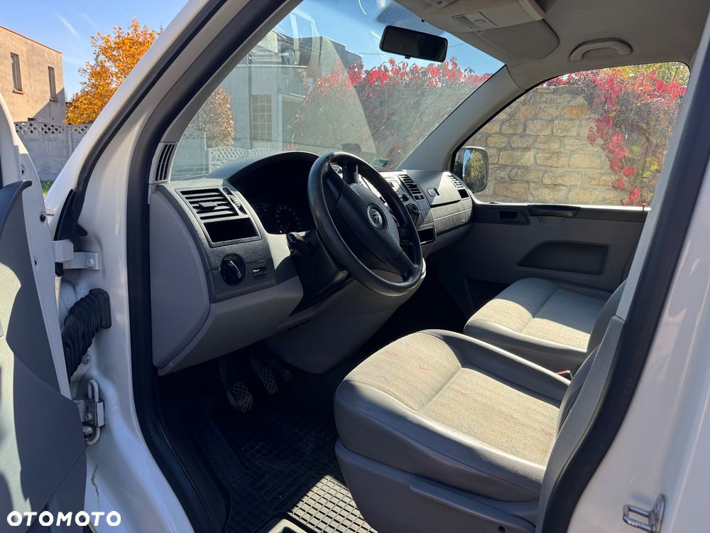 Volkswagen Transporter - 3