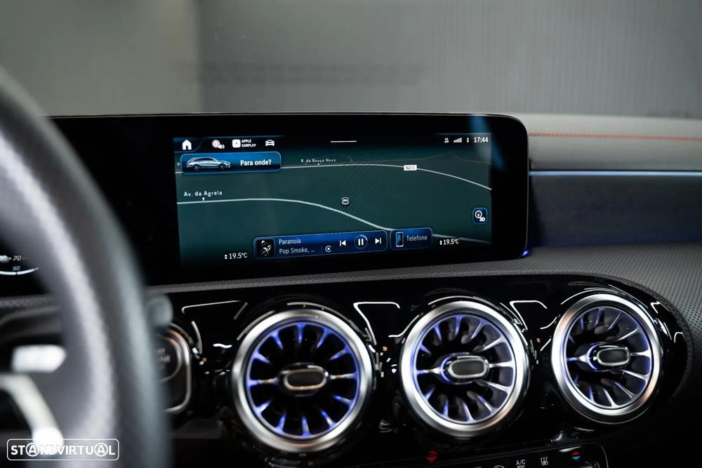 Mercedes-Benz CLA 250 e Shooting Brake AMG Line - 26