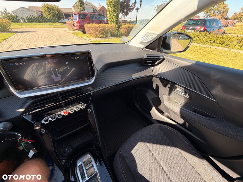 Peugeot 208 50kWh Style - 23