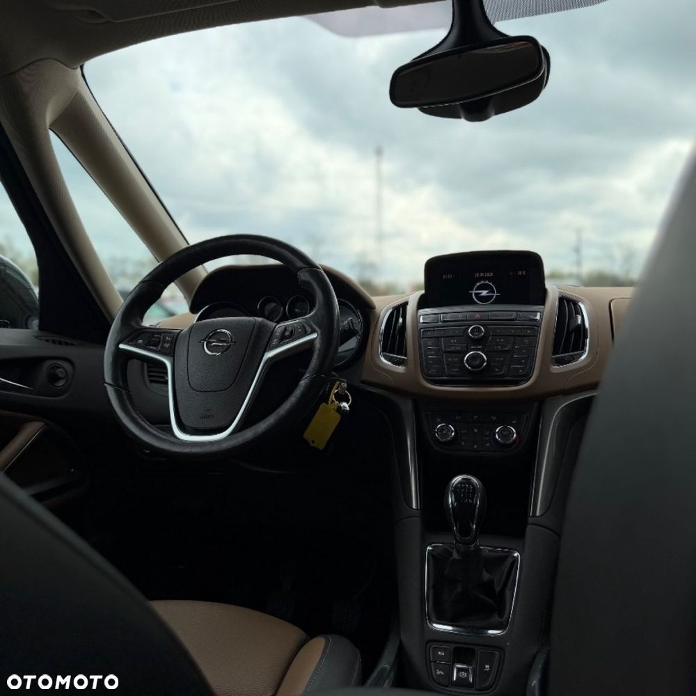 Opel Zafira Tourer 1.6 SIDI Turbo ecoFLEX Start/Stop Innovation - 24