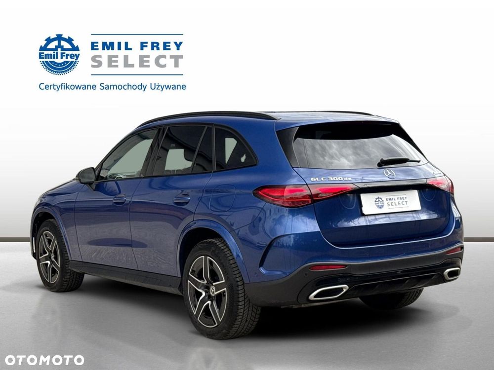 Mercedes-Benz GLC - 4