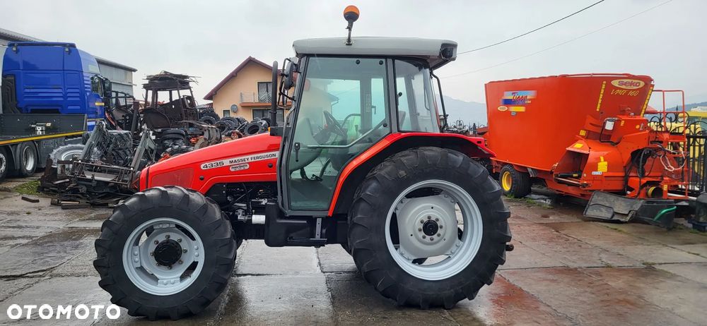 Massey Ferguson 4335 4X4 - 6
