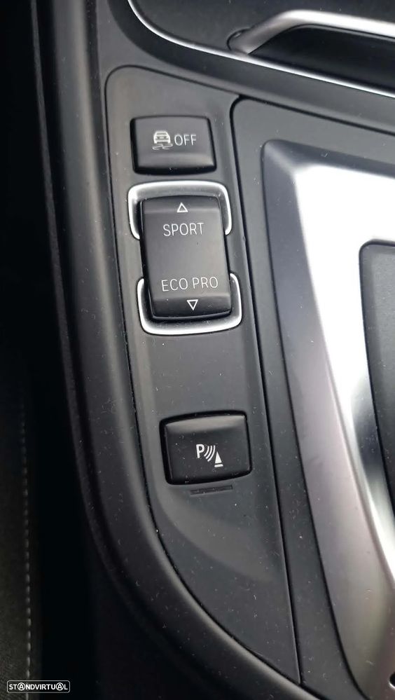 BMW 330 e iPerformance Advantage - 22