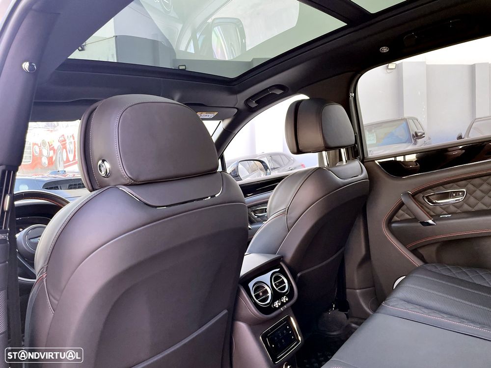 Bentley Bentayga V8 - 32