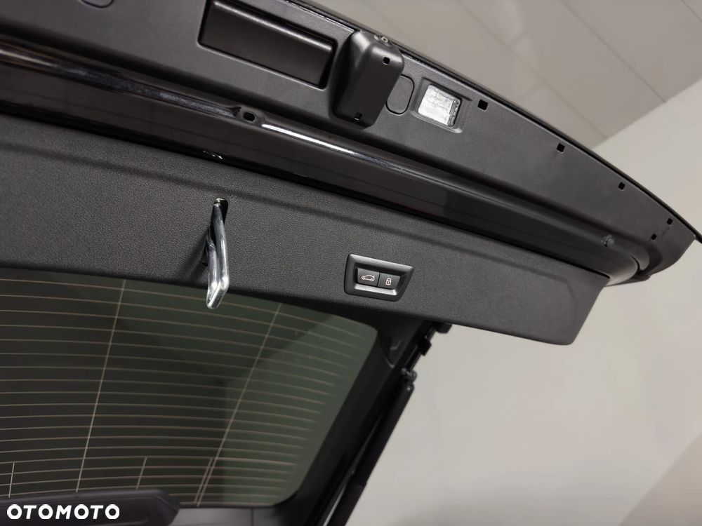 BMW X6 xDrive40d mHEV - 26