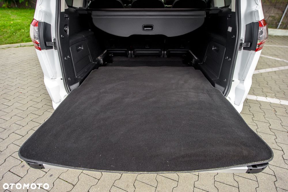 Ford S-Max 2.0 T Titanium - 39