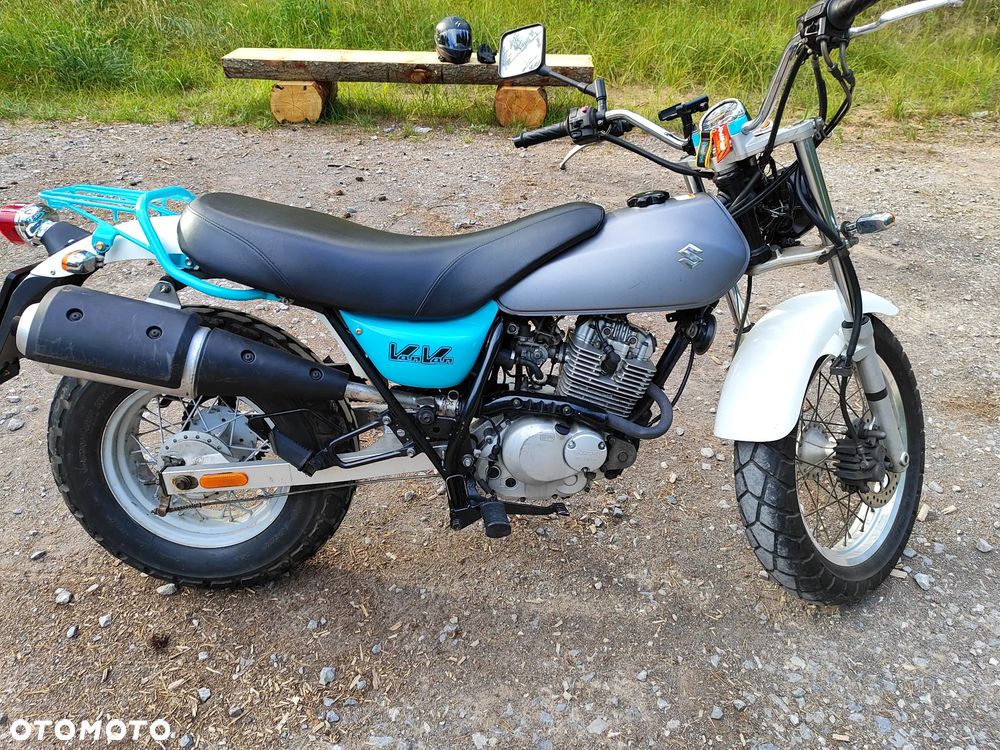 Suzuki RV - 8
