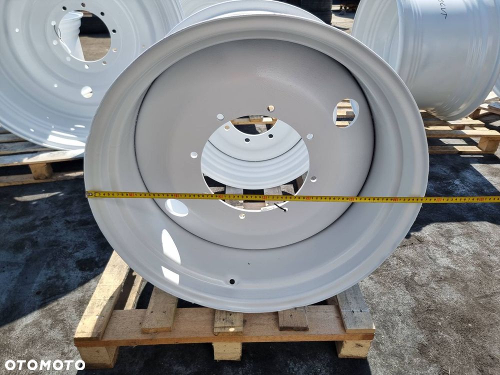 FELGA TRAKTOR NEW HOLLAND T7.185 T7 2013 - 1