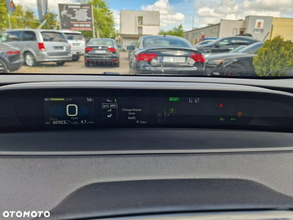 Toyota Prius - 16