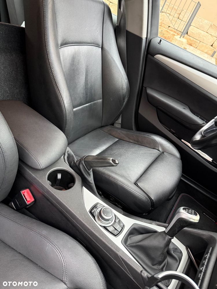 BMW X1 xDrive20d - 13
