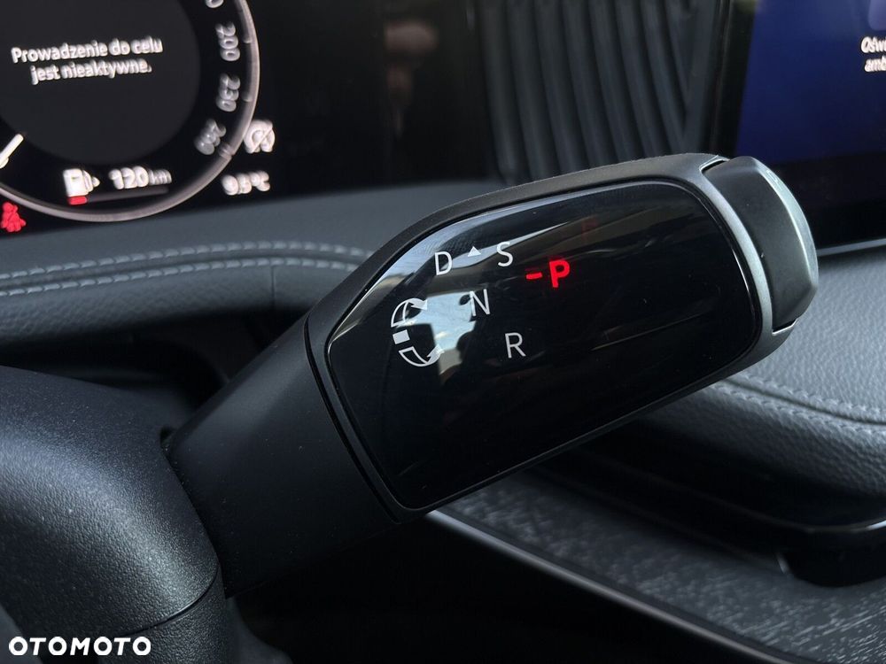 Skoda Superb 2.0 TDI SCR 4x4 Selection DSG - 17