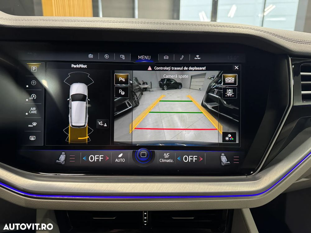 Volkswagen Touareg - 22