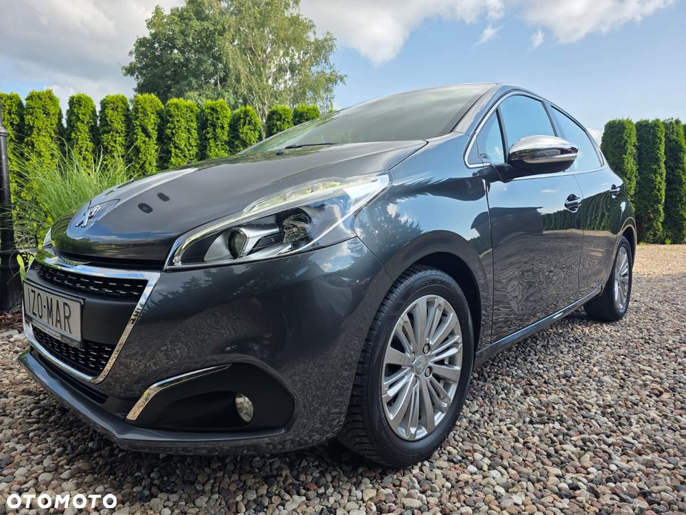 Peugeot 208 1.2 PureTech Allure - 1